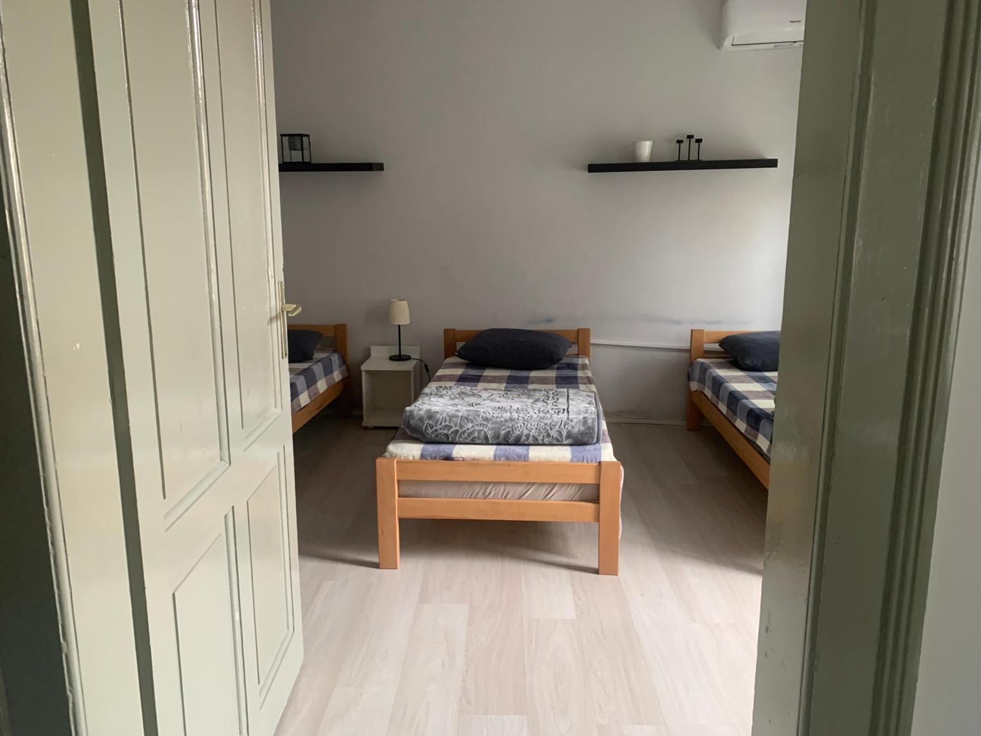 Хостел Downtown Belgrade Mixed Beds Экстерьер фото